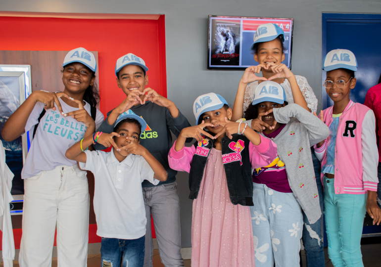 VIDEO | Concluyen las "Tardes de cine con la Fundación AIB y Caribbean Cinema" en Higüey alegrando a más de 200 niños