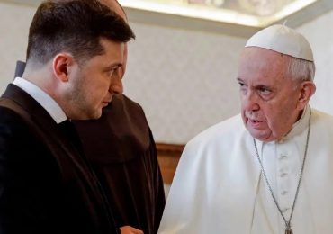 Zelenski llega a Roma para reunirse con el papa tras anuncio de ayuda militar de Alemania