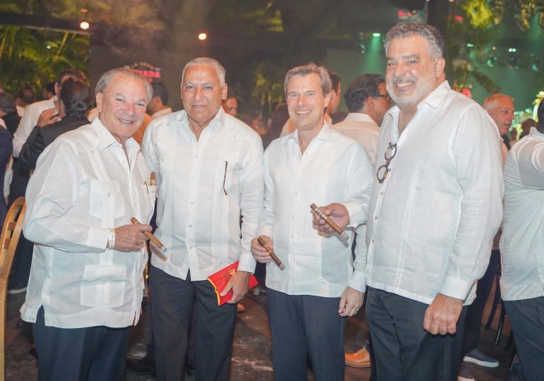 Arturo Fuente Cigar Club celebra segunda edición de “La Gran Fumada”