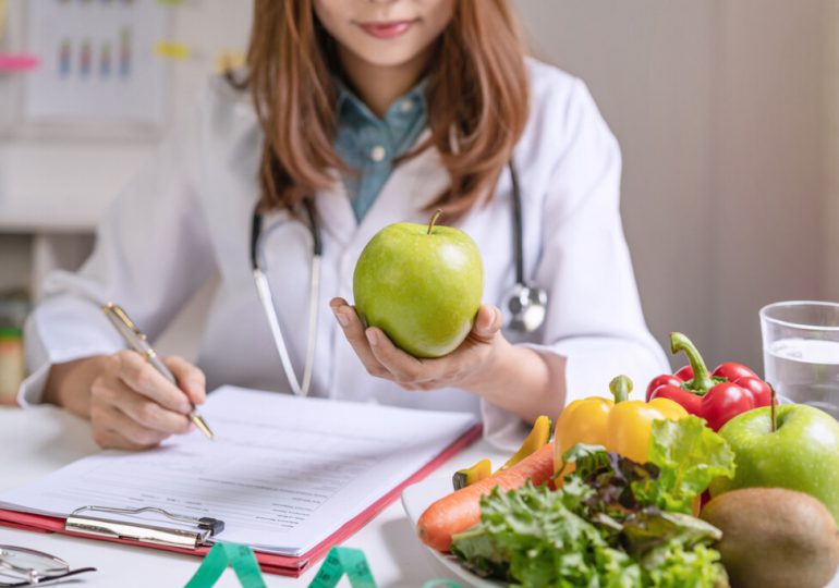 Sociedad de Nutrición Clínica asegura intrusismo es un problema de salud pública