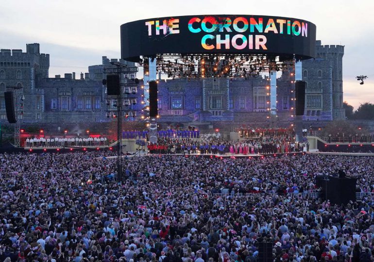 Un gran concierto en Windsor y miles de fiestas celebran la coronación de Carlos III