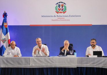 Abinader participa en taller que desarrolla Medio Ambiente con la Coalición para la Defensa de las Áreas Protegidas