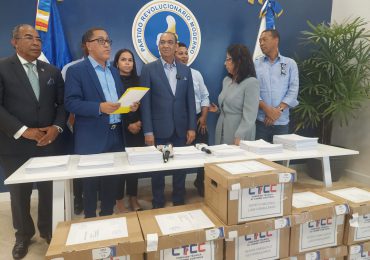 VIDEO | Comisión Técnica el Cambio Continúa deposita en el PRM más de 10 mil nuevos afiliados en apoyo a reelección