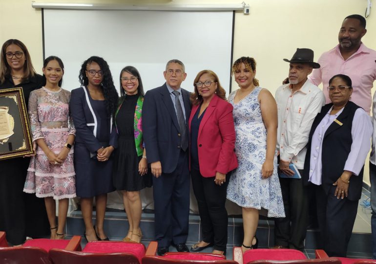 Inauguran Segunda Feria del Libro Dajabón 2023; dedicada a la maestra Valentina Peguero