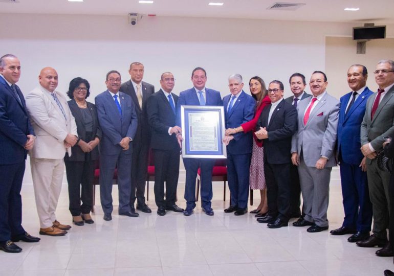 El Senado reconoce a la Universidad Central del Este por más de 50 años de trayectoria