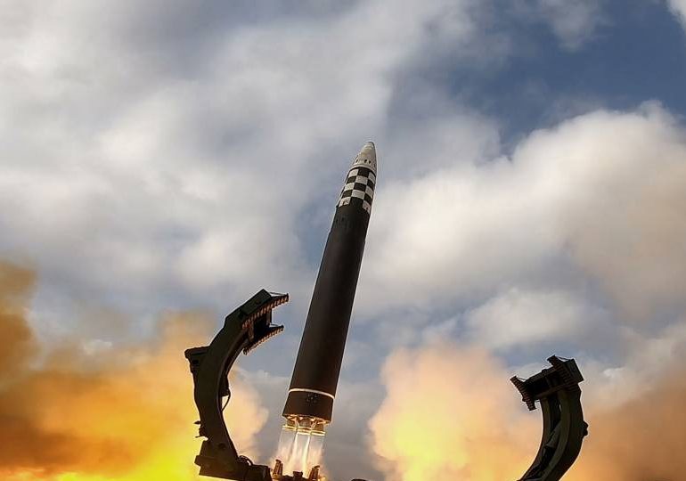 Japón emite alerta tras lanzamiento de misil norcoreano