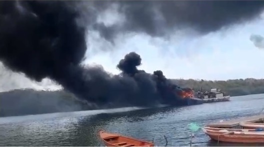 VIDEOS | Incendio en Puerto Turístico de Luperón afecta a tres embarcaciones