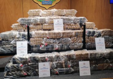 Otro golpe al narcotráfico: DNCD ocupa 451 paquetes presumiblemente cocaína en Puerto Caucedo