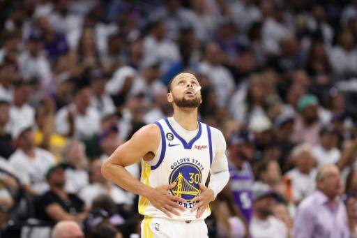 Un histórico Curry rescata a Warriors; Heat golpea primero en Nueva York