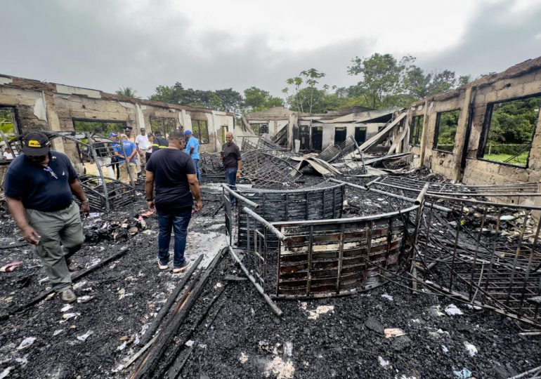 Incendio que dejó al menos 19 muertos en residencia escolar en Guyana pudo haber sido intencional