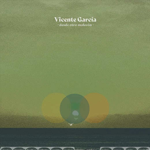 Vicente García celebra 20 años de carrera con un trio de canciones extraordinarias  