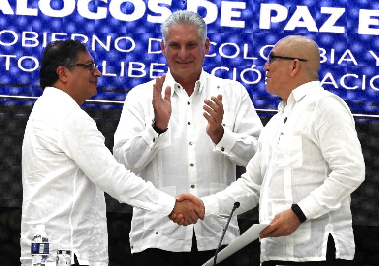 VIDEO | Gobierno de Colombia y guerrilla del ELN firman tregua de seis meses
