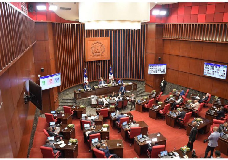 Senado de la República recibe felicitaciónde la DIGEID por avances en transparencia