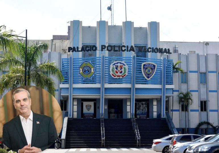 VIDEO | Presidente Abinader se reúne con altos mandos de la Policía