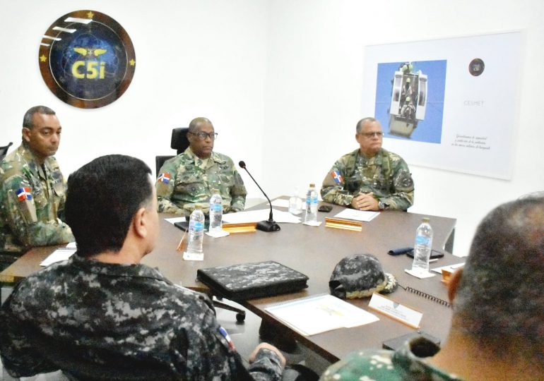 Carlos Fernández Onofre asume el mando del Comando Conjunto Unificado de Fuerzas Armadas