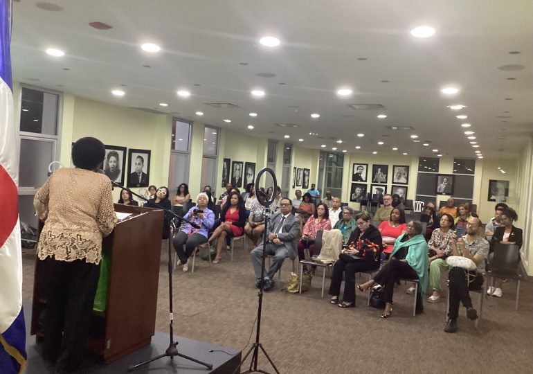 Quinto "Encuentro de Mujeres Escritoras" visibiliza a las autoras locales 