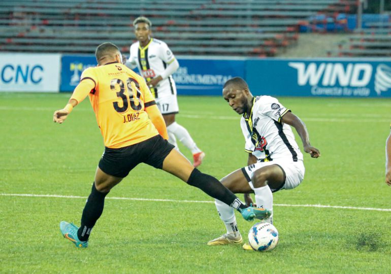 CIBAO FC logra victoria en el clásico del Cibao