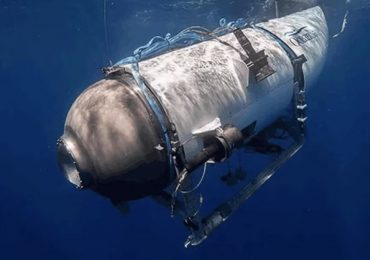 Desaparece submarino que hacía viajes para que turistas puedan apreciar restos del Titanic