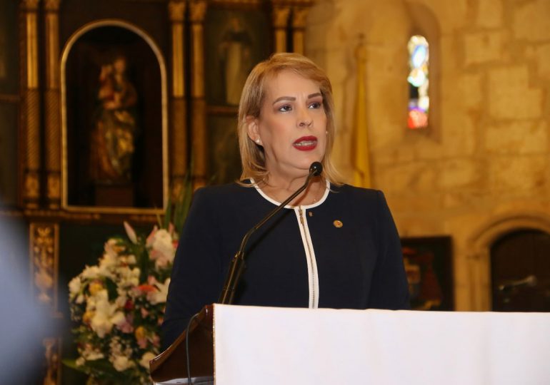 Presidenta Colegio de Notarios “favorece” libertad de presidiarios con enfermedades terminales