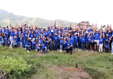 Citi celebra el Día Global de la Comunidad con una jornada de siembra de árboles en Villa Altagracia