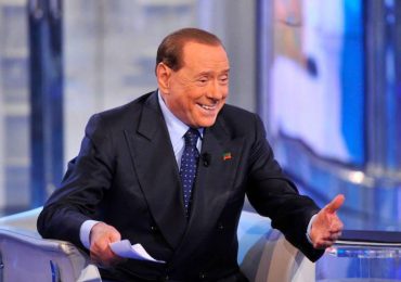 Elvin Calcaño analiza políticamente a Silvio Berlusconi