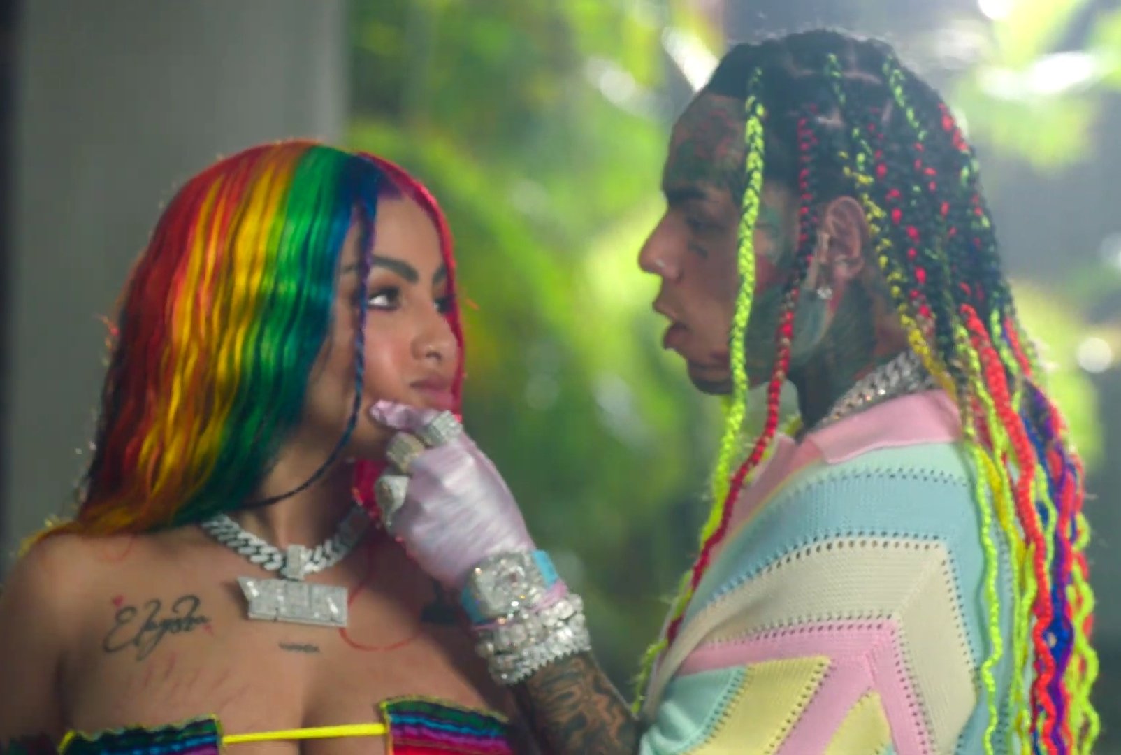 Yailin La Más Viral y Tekashi niegan ser pareja durante entrevista | RC  Noticias