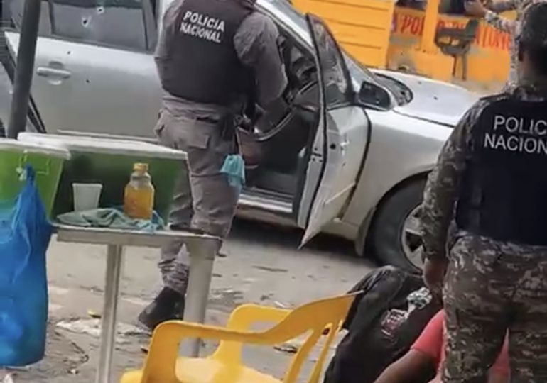 VIDEO | Policía detiene a balazos a tres supuestos delincuentes en Nagua