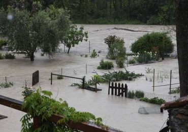 Miles de evacuados por inundaciones en el sur de Chile