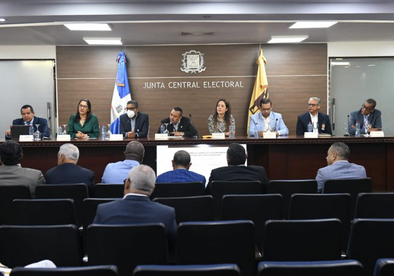 JCE trata con organizaciones políticas preempadronamiento de dominicanos en el exterior