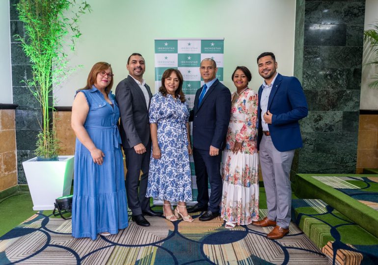 Iberostar Hotels & Resorts reconoce en "eventos de las estrellas" a touroperadores y agencias de viajes de RD