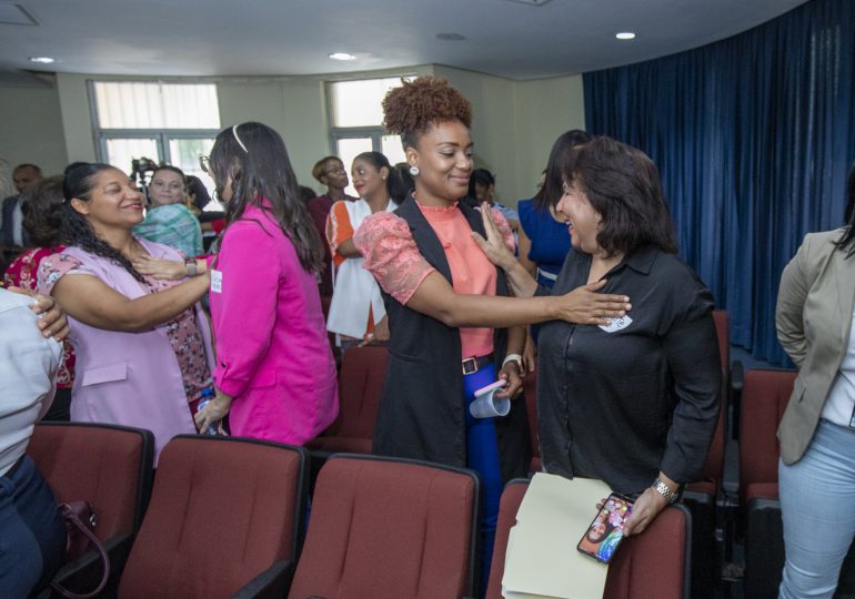 DGSPC realiza homenaje a las madres integrantes del sistema penitenciario