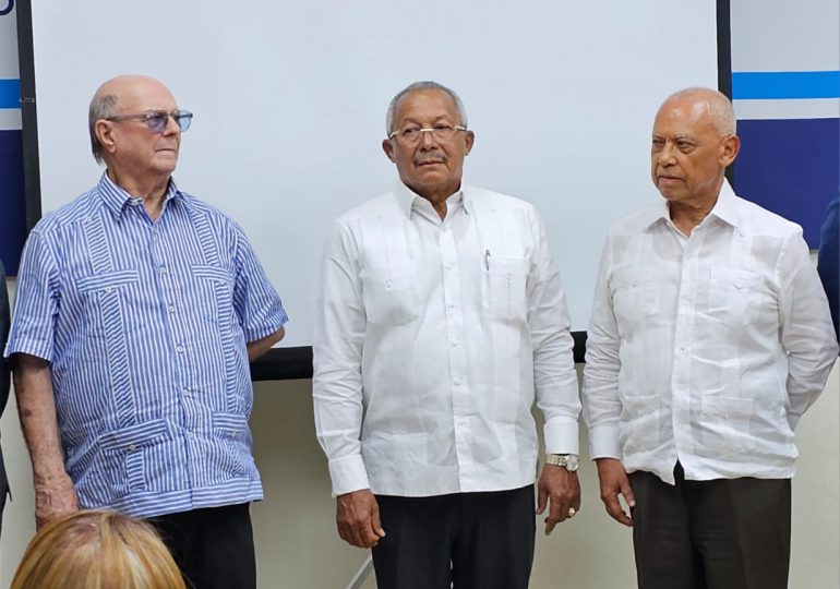 Hipólito Mejía encabeza apertura curso de Formación y Gerencia Electoral en el Instituto José Francisco Peña Gómez