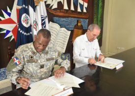 MESCYT y Armada de la República Dominicana firman convenios para capacitar a los miembros de la Academia Naval
