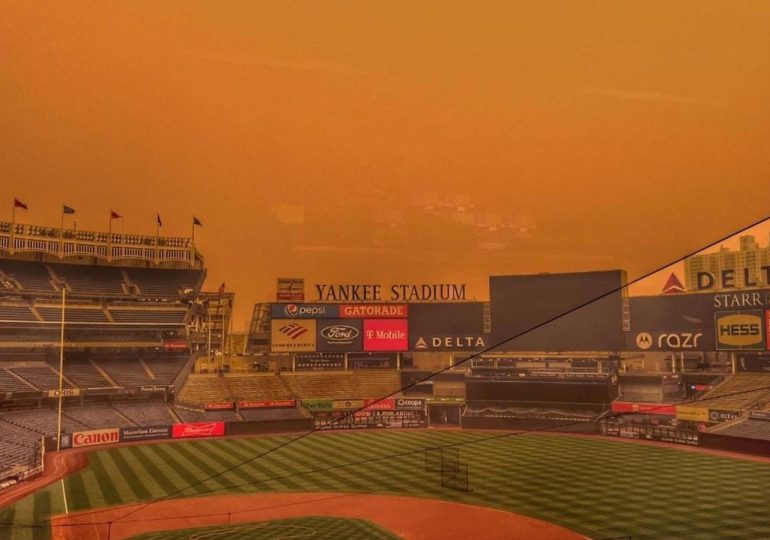 MLB suspende juegos en Nueva York y Filadelfia a causa del humo