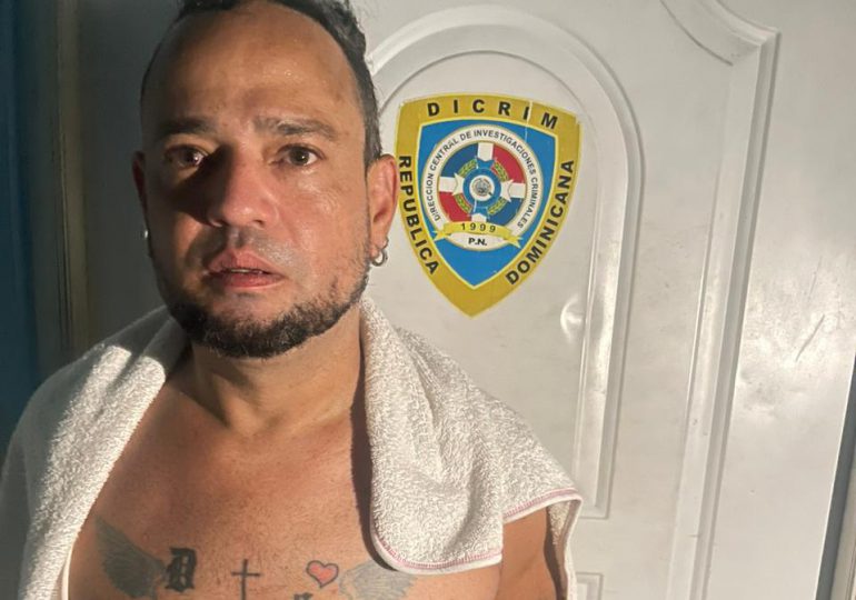 Apresan hombre que trató de amputarle brazo a su expareja con machete en Santiago Rodríguez