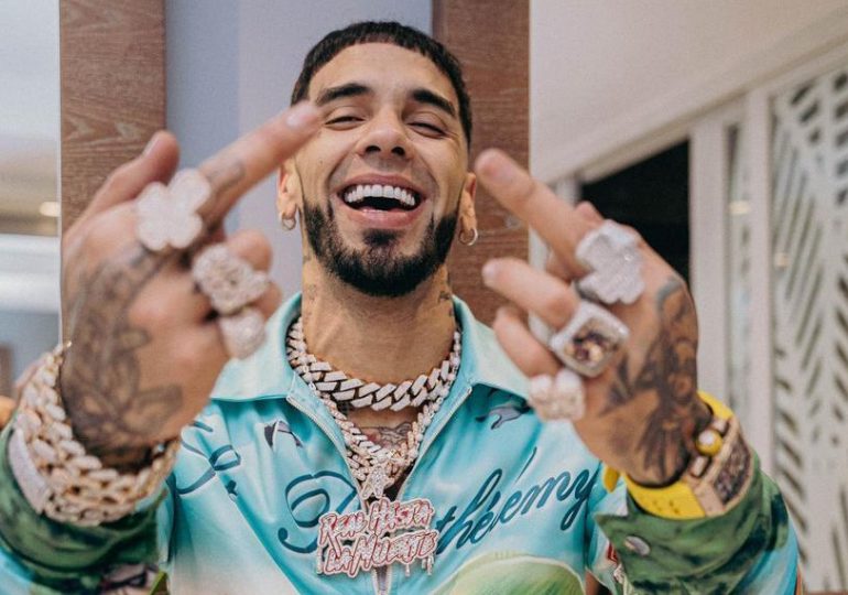 Anuel AA responde a canción de Yailin: "Me siento como Shakira"