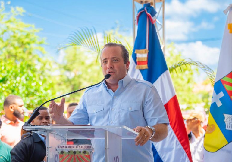 Ministro José Paliza inaugura el bulevar Manolo Tavárez Justo en Salcedo