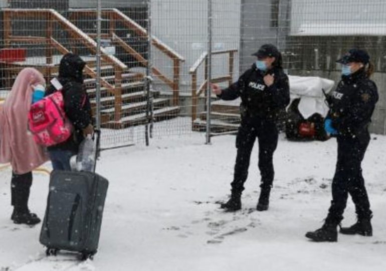 Corte de Canadá ratifica acuerdo para regresar a EEUU a solicitantes de asilo