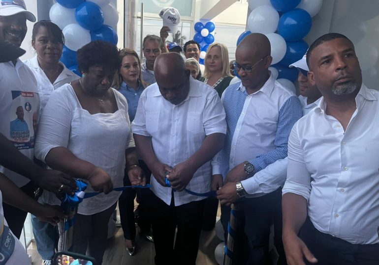 Diputado PEPEN inaugura comando de campaña en Santo Domingo Este