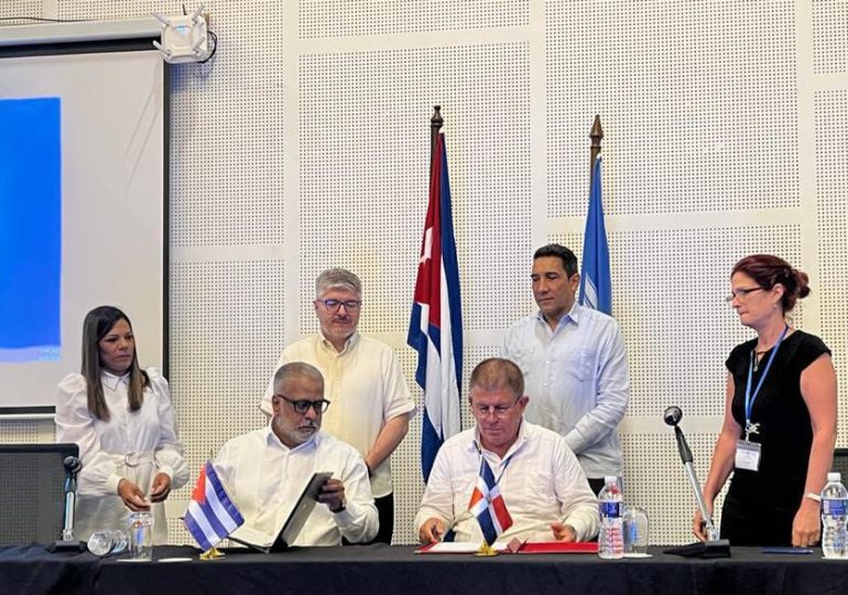 RD y Cuba firman trascendental acuerdo para el fortalecimiento de la conectividad aérea
