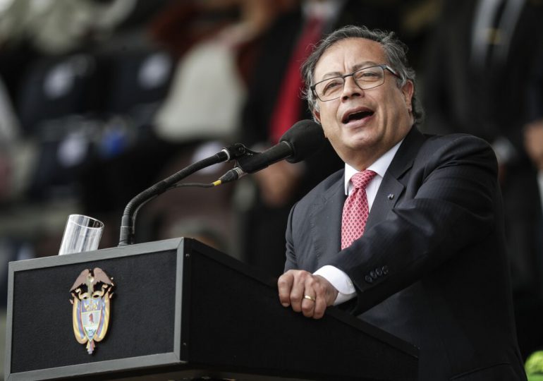 Petro advierte a la oposición en Colombia contra la tentación de "derribar gobiernos"