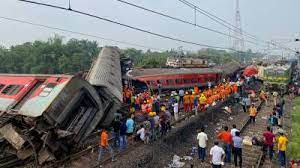 Gobierno dominicano expresa condolencias a la India por muertes y heridos en choque de trenes