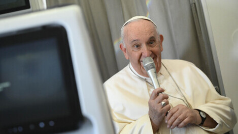 El papa celebrará una misa gigante en Marsella, sur de Francia, en septiembre
