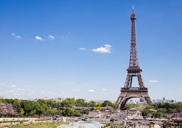 El numero de turistas en París roza el nivel previo al covid