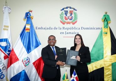 DA y embajada Jamaica promoverán RD como lugar seguro para aviación general