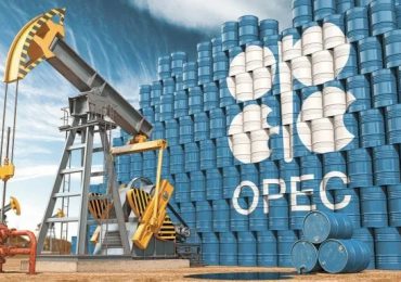 La OPEP+ reducirá su producción de crudo a partir de 2024