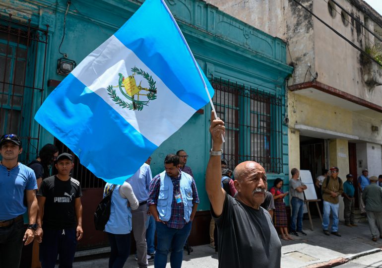 EEUU pide segunda vuelta electoral en Guatemala "sin interferencias ni acoso"