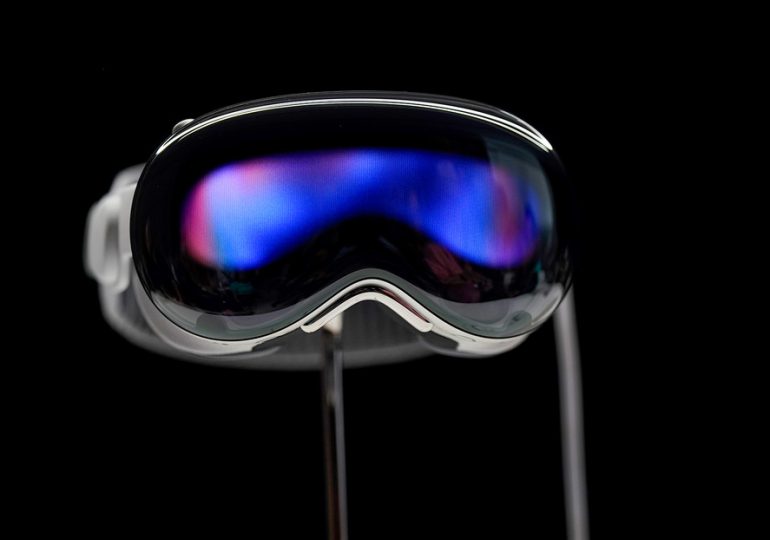 Reportan Apple recorta producción de nuevas gafas de realidad mixta Vision Pro