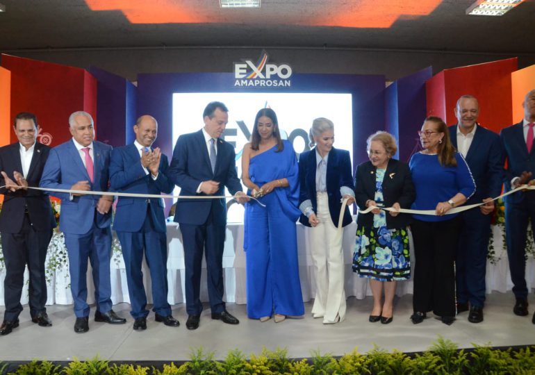 Inauguran Expo Amaprosan 2023 dedicada a Casa Brugal