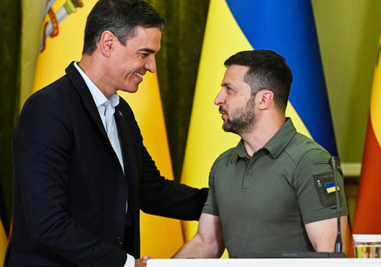 El jefe del gobierno español reafirma en Kiev el apoyo de la UE a Ucrania